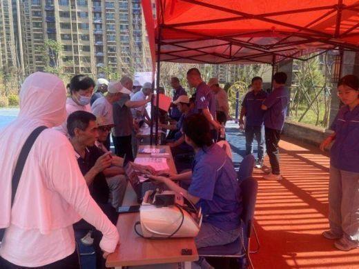 簡篇-【紅心向黨 人水和諧】優化營商環境 提升服務水平---區自來水公司組織開展“三上門、三集成”服務