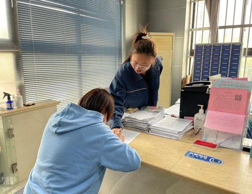 簡篇-【初心產發 四融五有】“五一”我在崗丨堅守詮釋責任 服務彰顯擔當